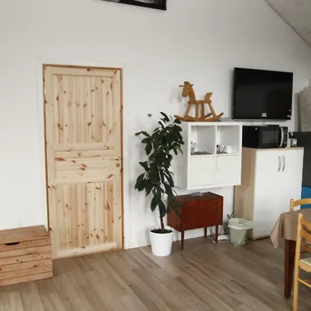 New Built Warm And Cosy Photostudio - Own Bath, Toilet And Entrance - Legoland Is Close By Penzion Kolding